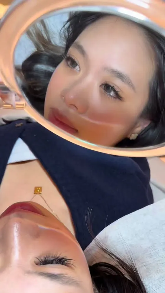 A lash treatment in progress at Soso Beauty, Liverpool